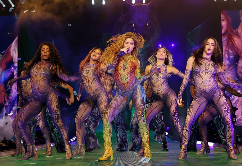 Shakira Commands Attention in Stunning New Looks!