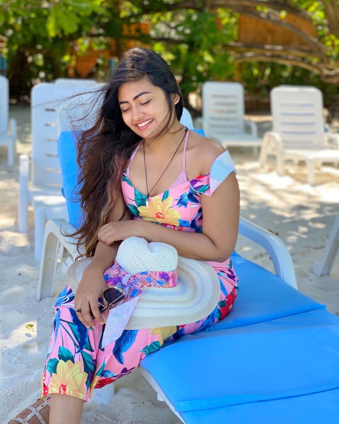 Shalin Zoya's Stunning Ensemble: A Look of Grace