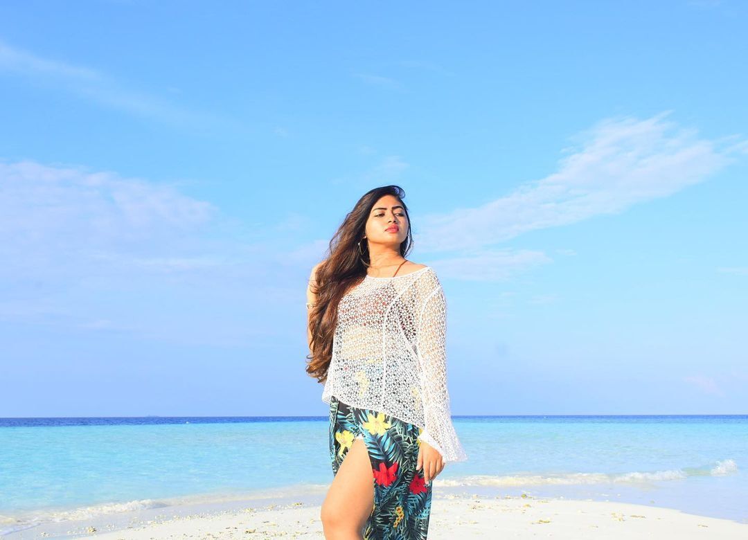 Shalin Zoya's Stunning Ensemble: A Look of Grace