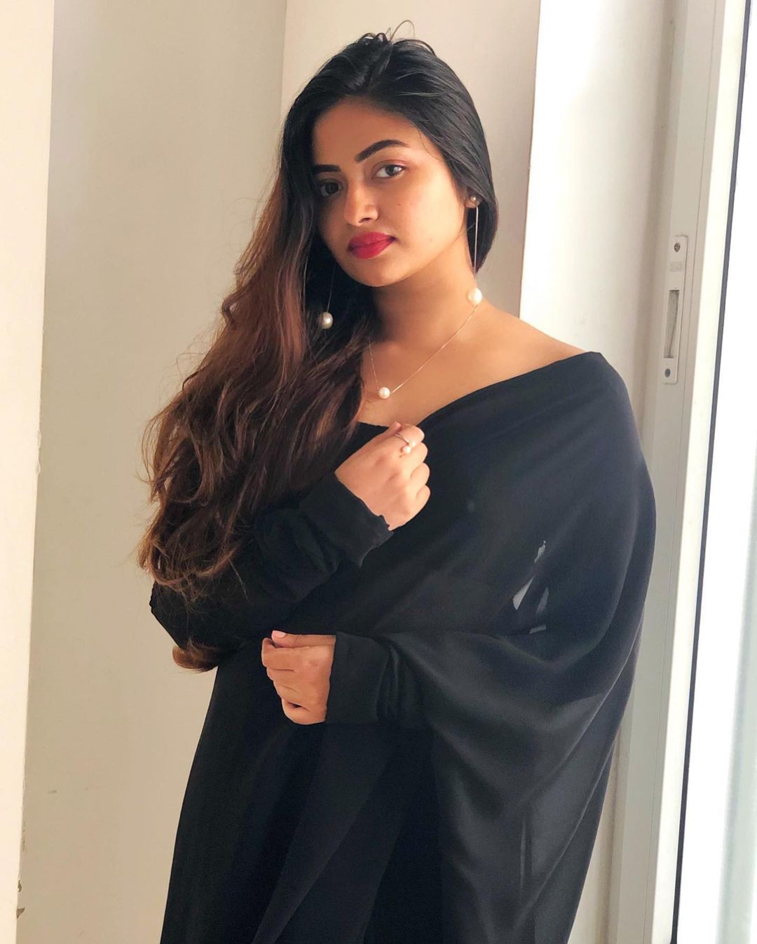Shalin Zoya's Stunning Ensemble: A Look of Grace