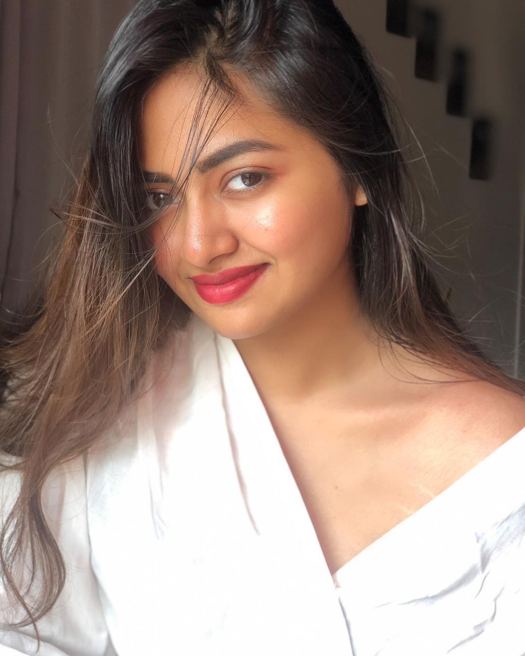 Shalin Zoya's Stunning Ensemble: A Look of Grace