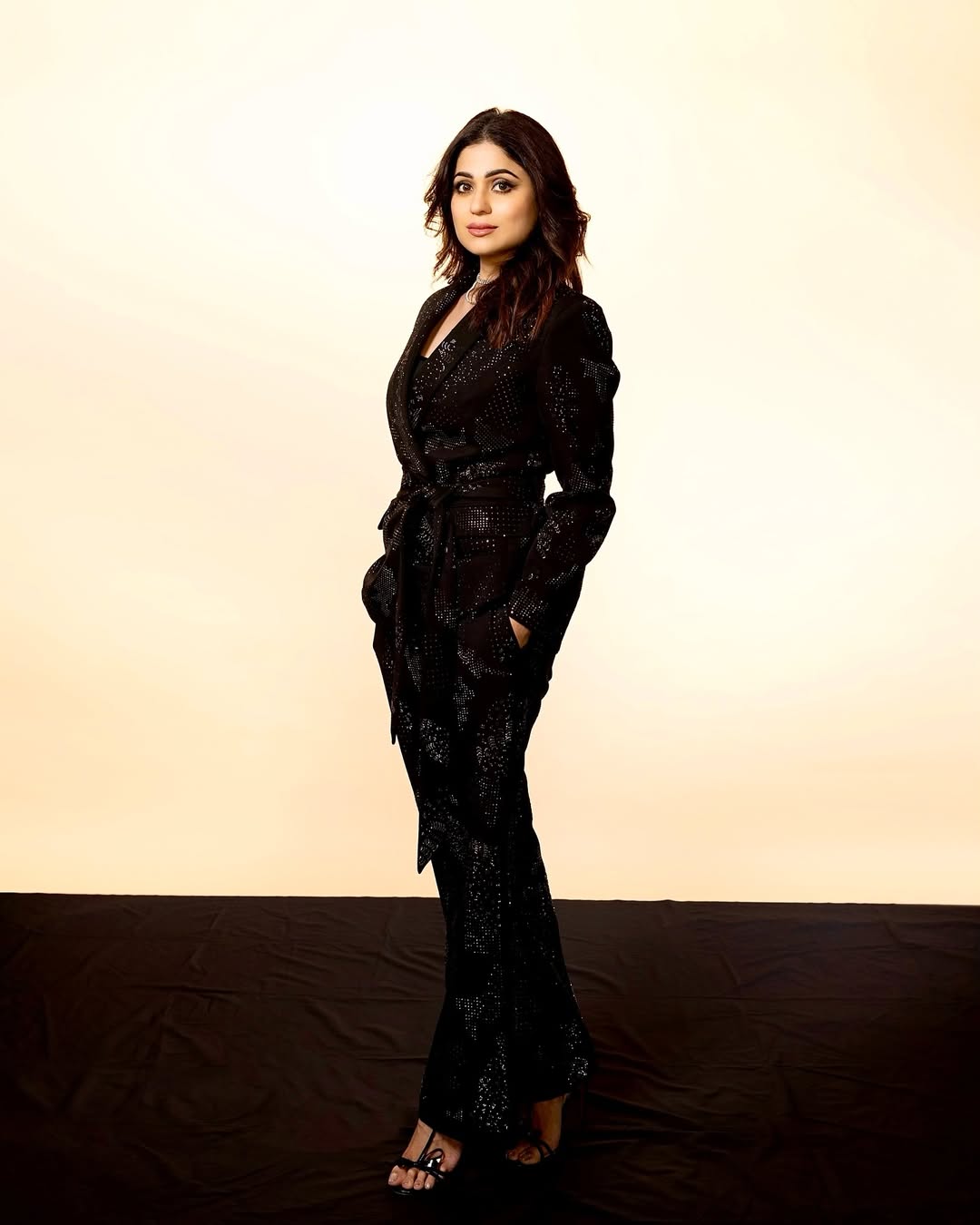 Shamita Shetty's Stunning Photo Gallery: Fashion & Glamour