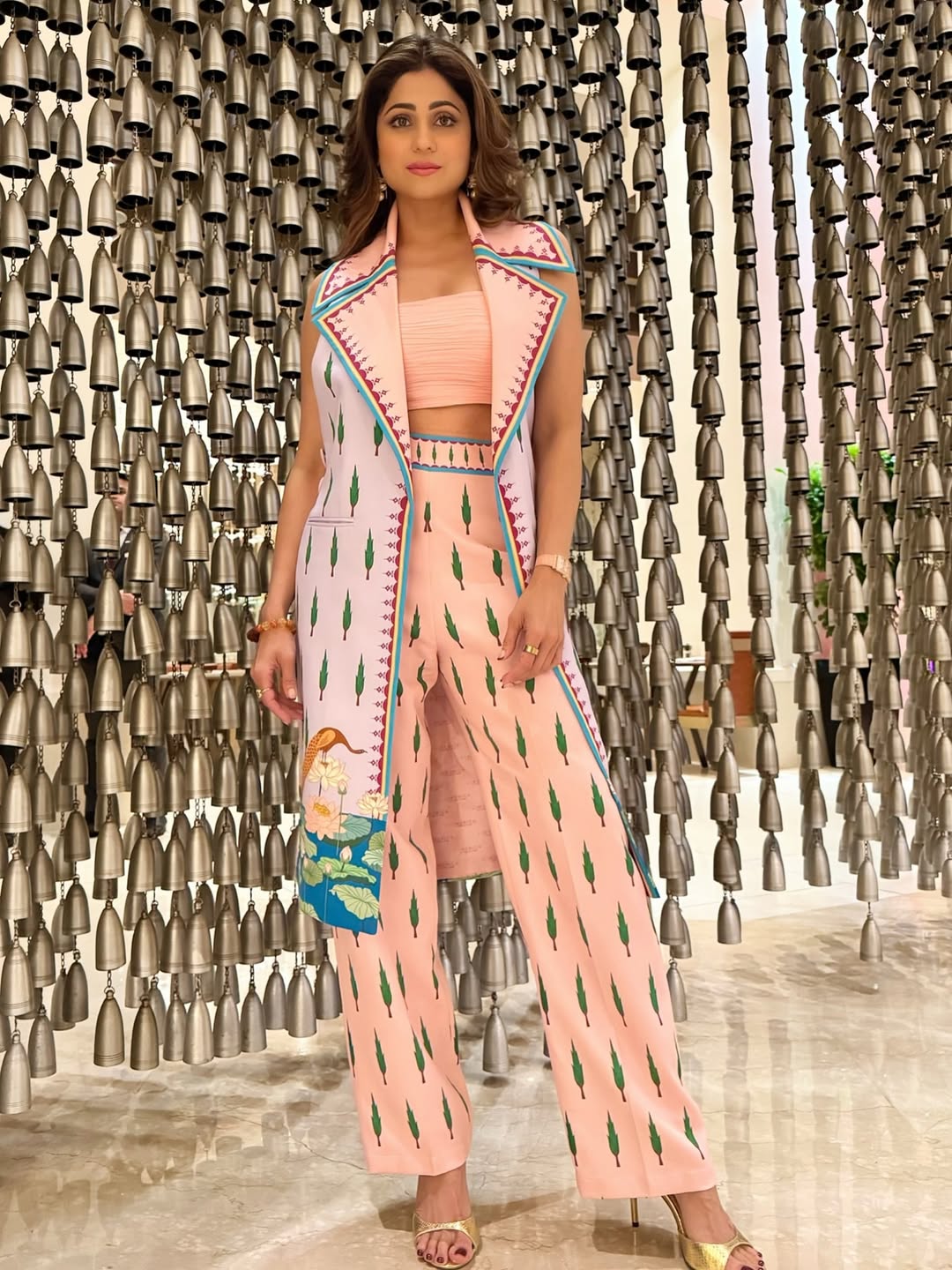 Shamita Shetty's Stunning Photo Gallery: Fashion & Glamour