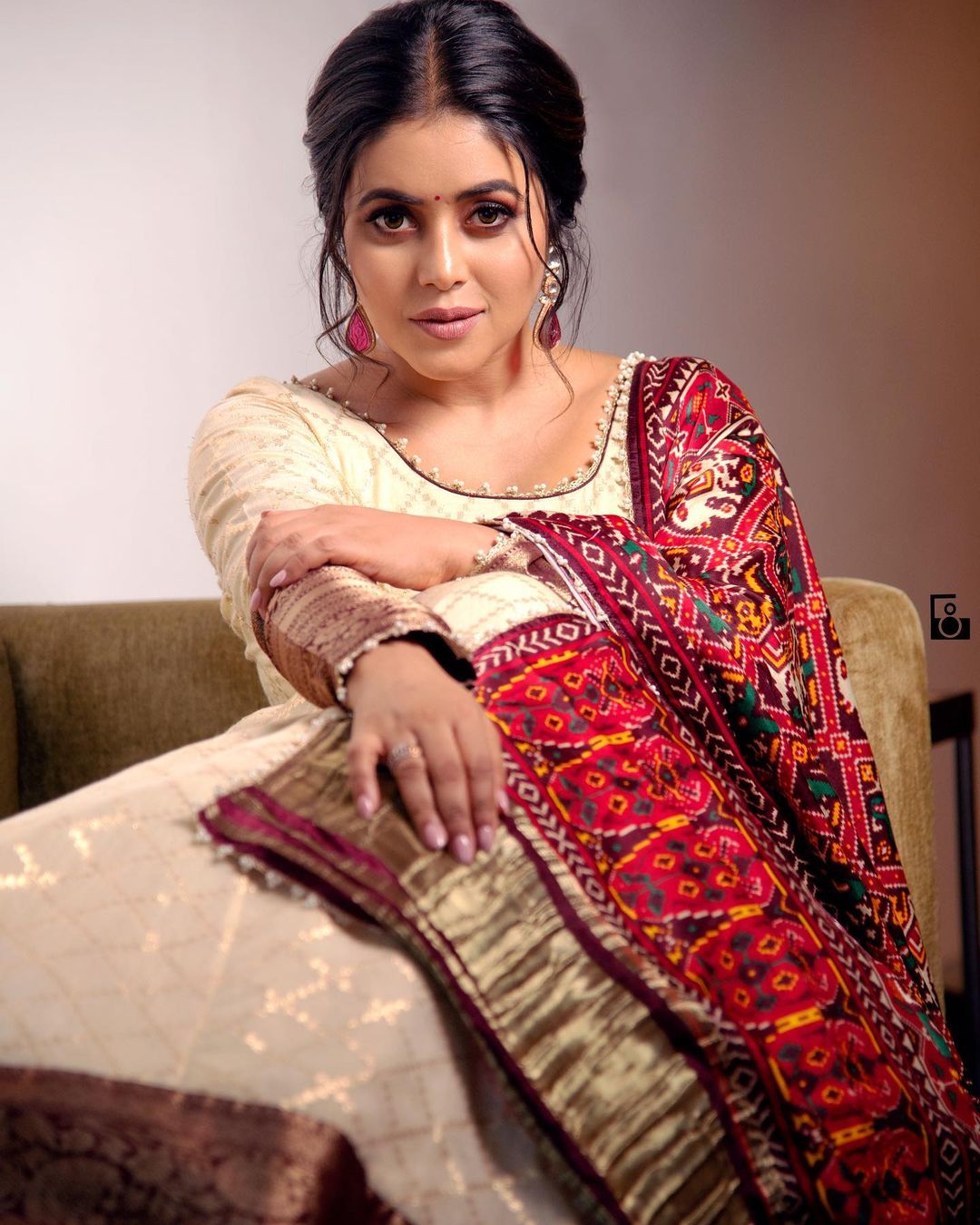 Shamna Kasim Latest Photos Glamour Collection