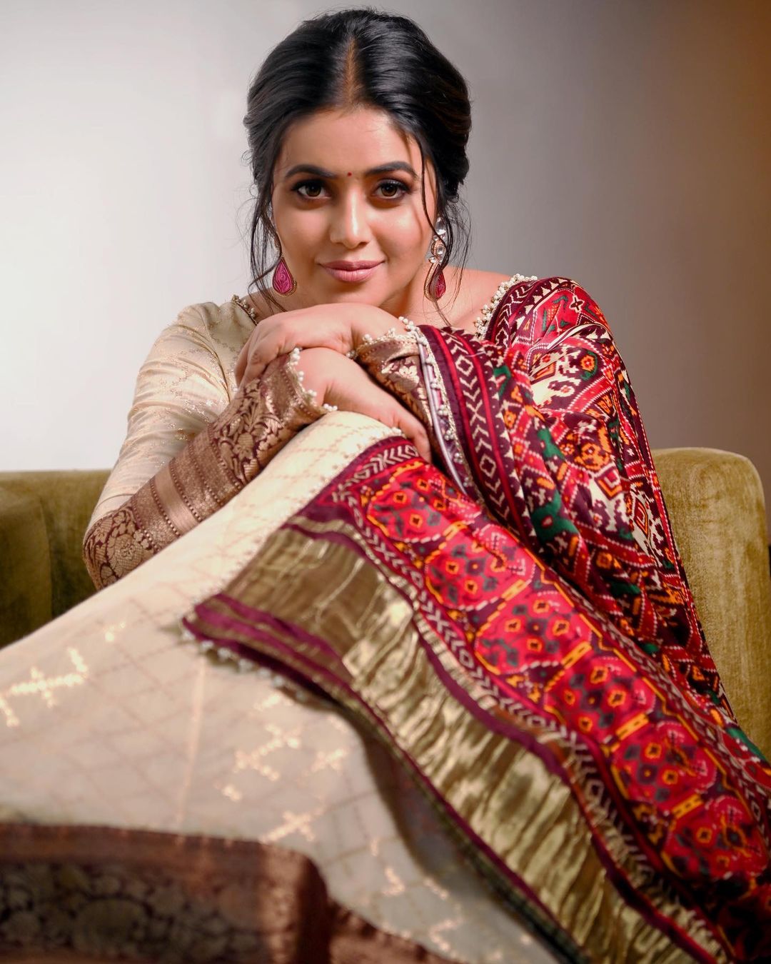 Shamna Kasim Latest Photos Glamour Collection