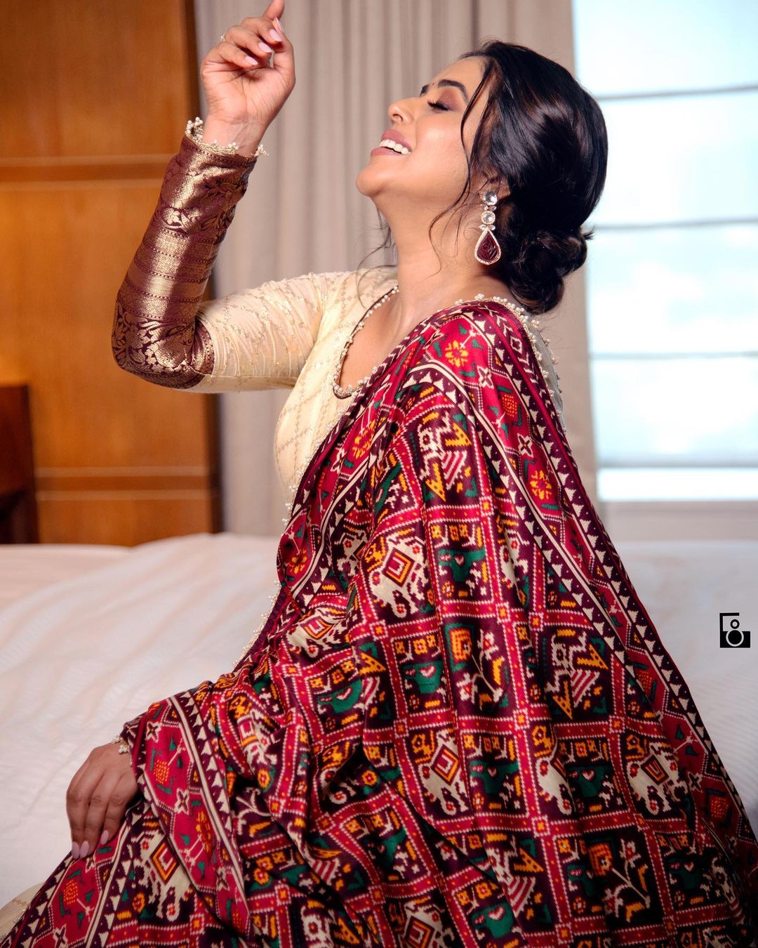 Shamna Kasim Latest Photos Glamour Collection