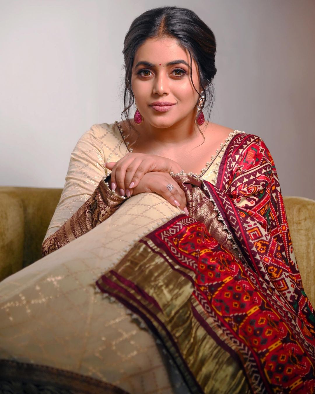 Shamna Kasim Latest Photos Glamour Collection