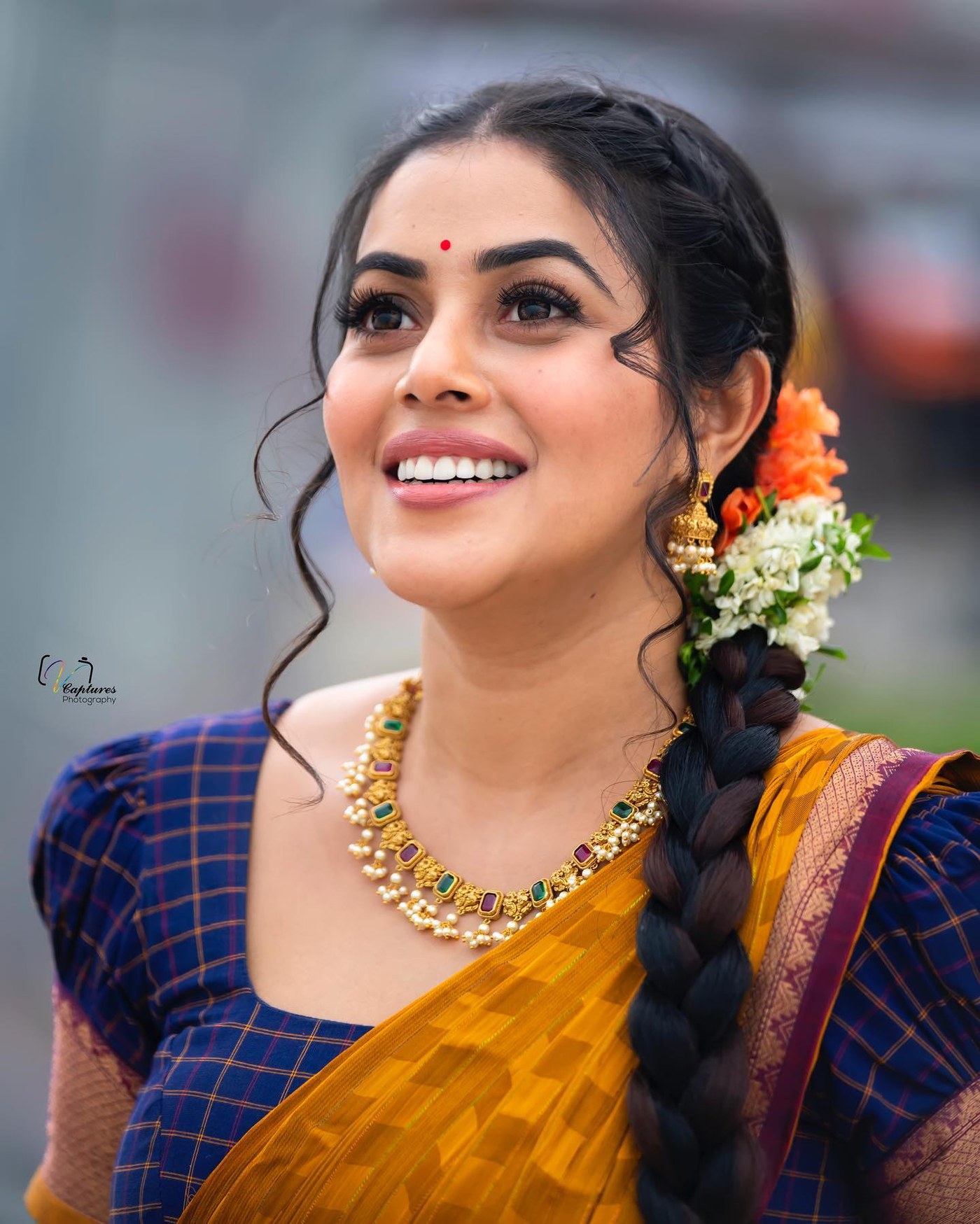 Shamna Kasim Purnaa Latest Saree Stills Glamour