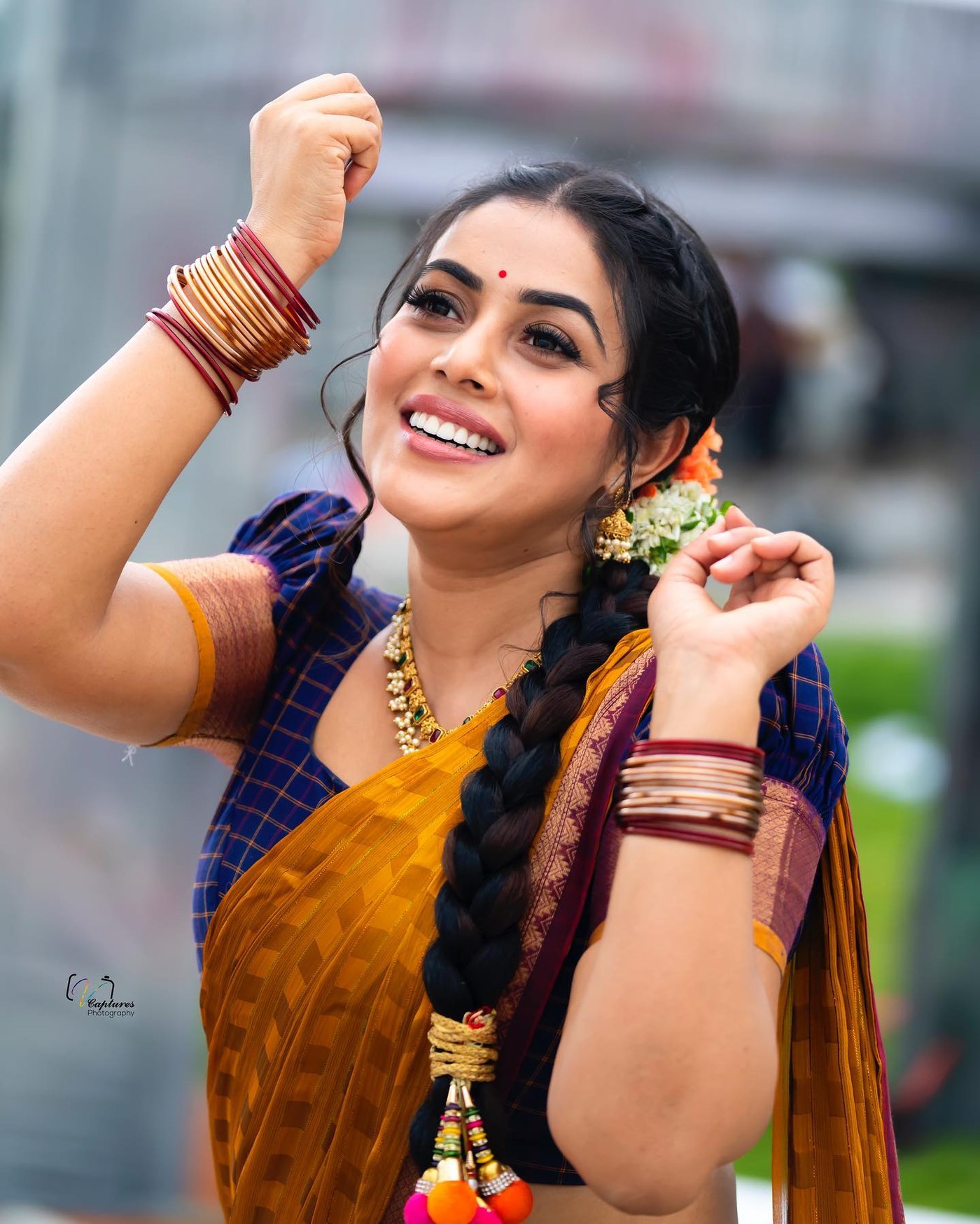 Shamna Kasim Purnaa Latest Saree Stills Glamour
