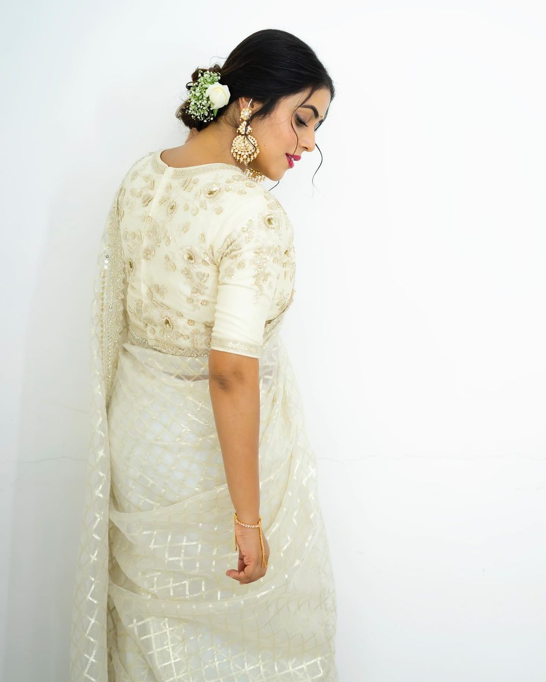 Shamna Kasim Purnaa Stunning Saree Photos You Must See