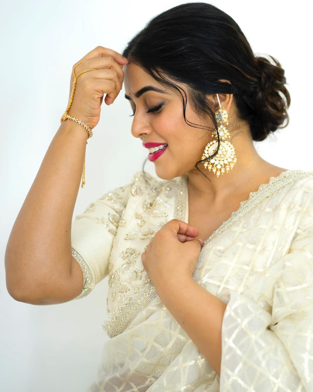 Shamna Kasim Purnaa Stunning Saree Photos You Must See