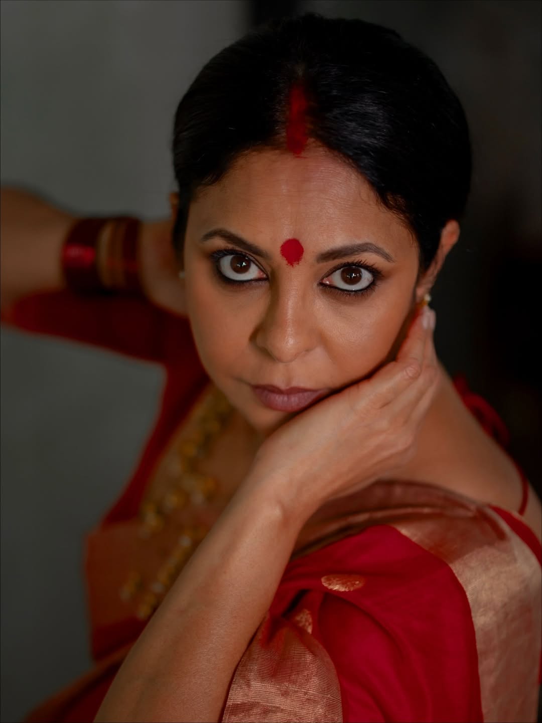 Shefali Shah: Captivating Portraits of Grace and Intensity
