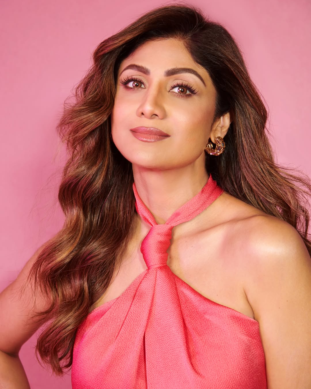 Shilpa Shetty Rocks Stunning Look at Grand Event