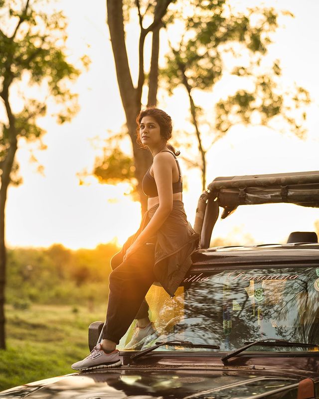 Shraddha Das Latest Photos Showcasing Stunning Style