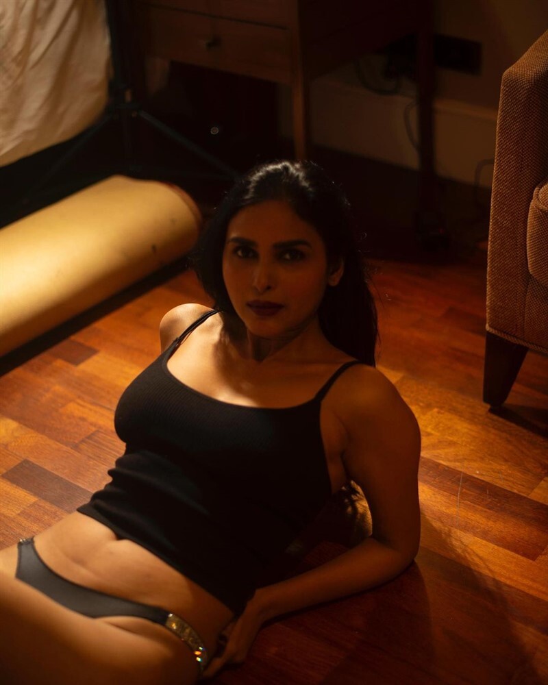Shraddha Pandey: Ethereal Moments and Casual Charm