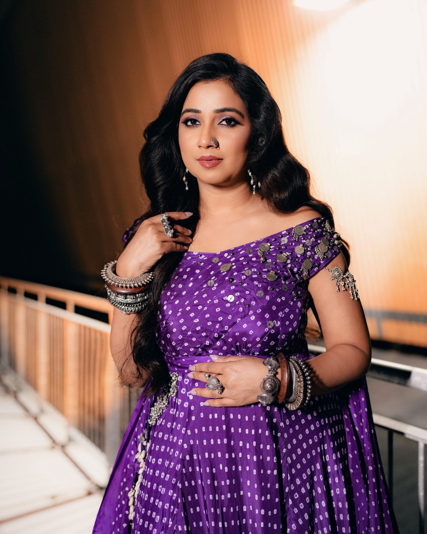 Shreya Ghoshal Redefines Ethnic Grace in Dreamy Purple Ensemble