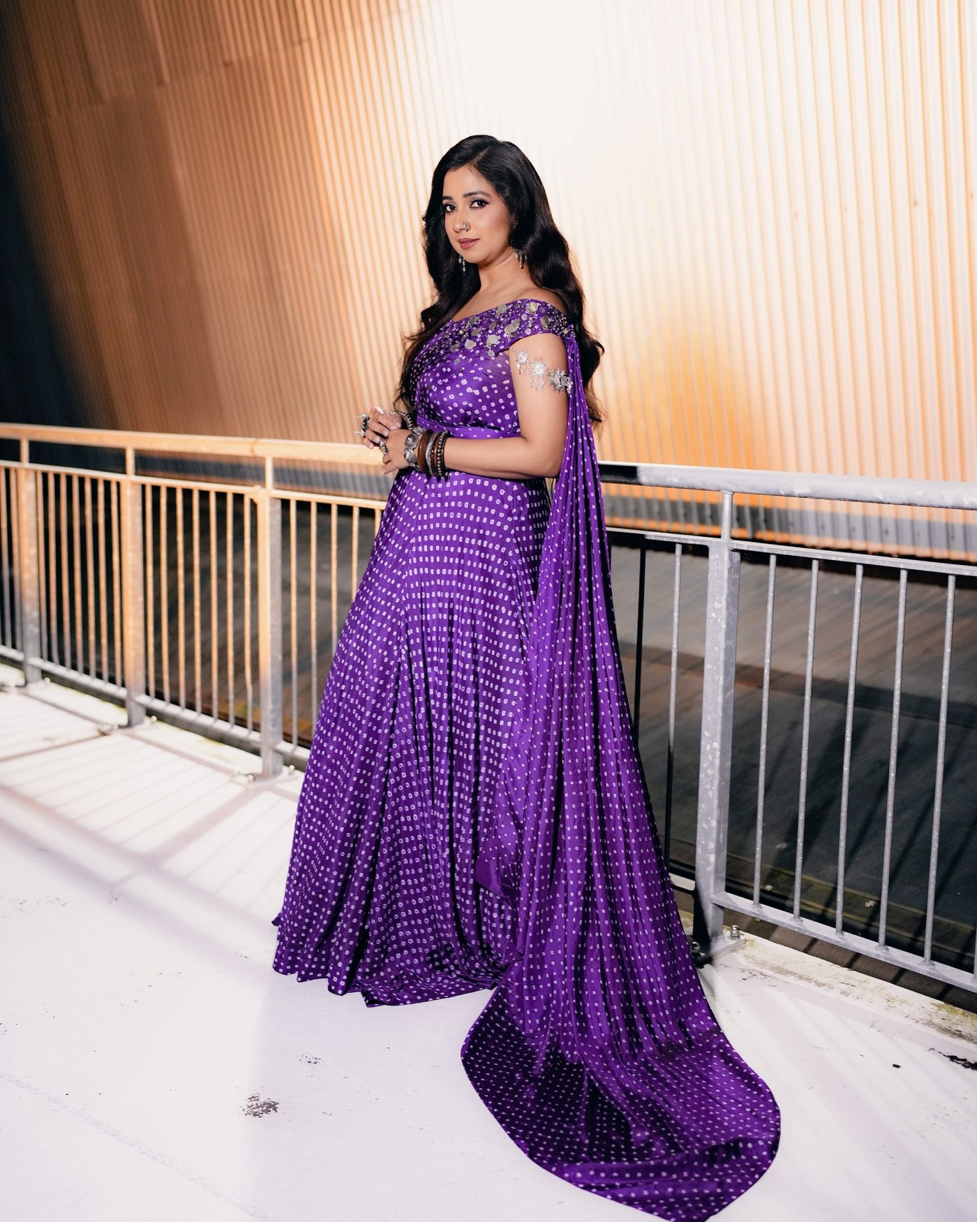 Shreya Ghoshal Redefines Ethnic Grace in Dreamy Purple Ensemble