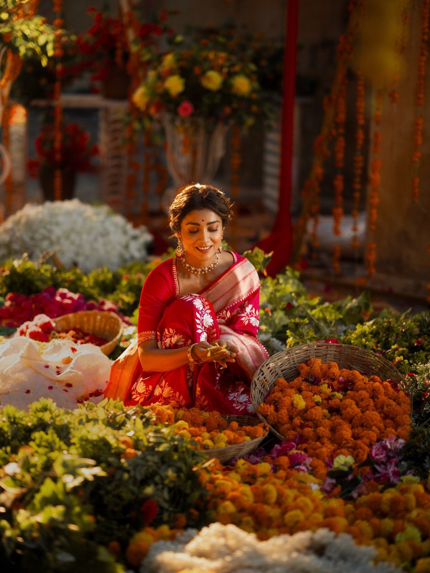 Shriya Saran Honors India's Weaving Legacy in Stunning Handloom Saree