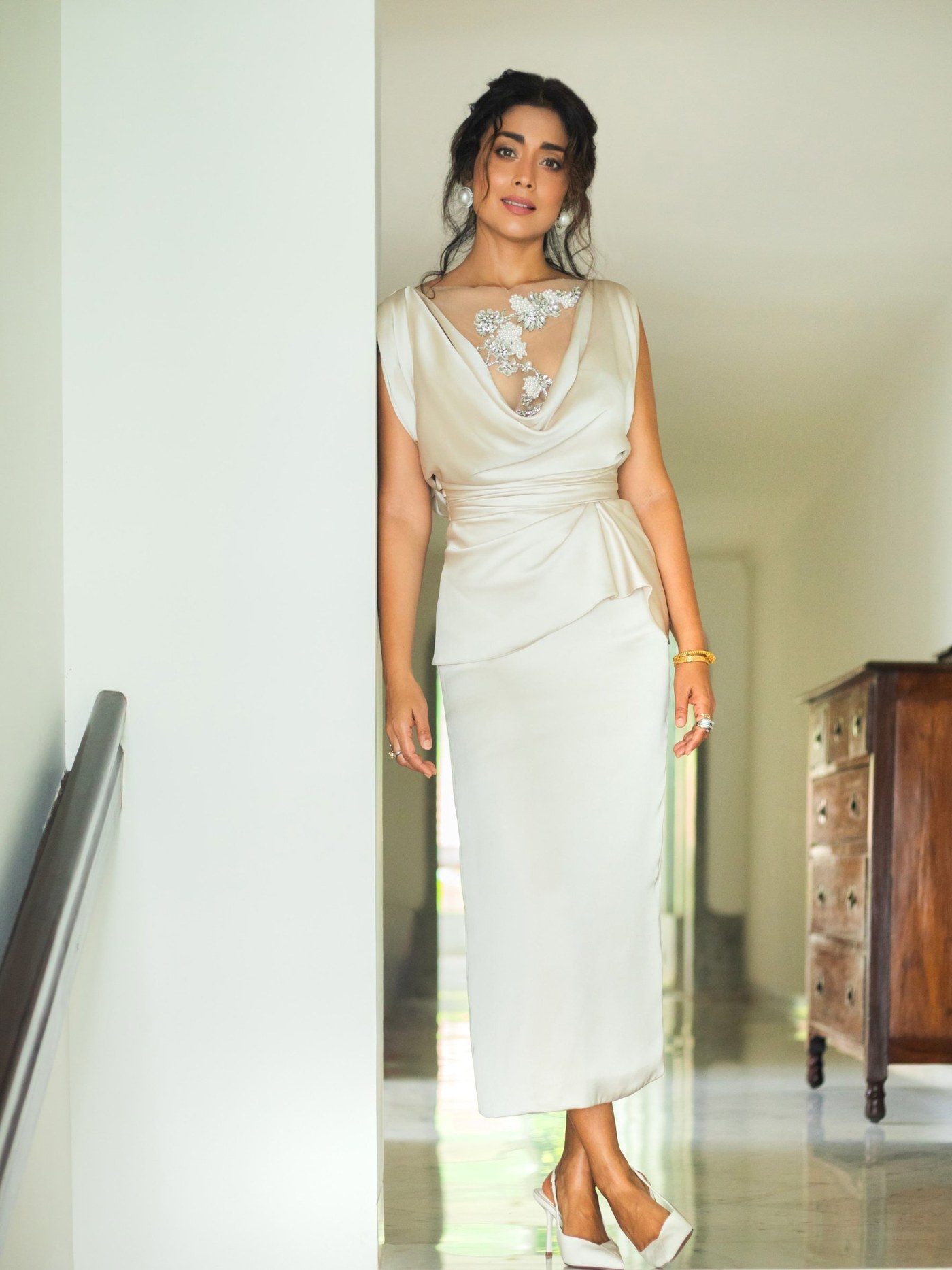 Shriya Saran Owns the Frame in Red-Carpet Luxe