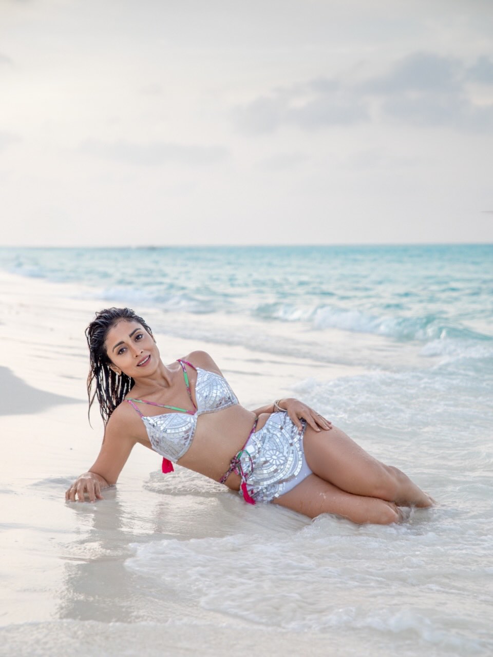 Shriya Saran's Beach Glam: Effortless Style That Stuns Bollywood Fans