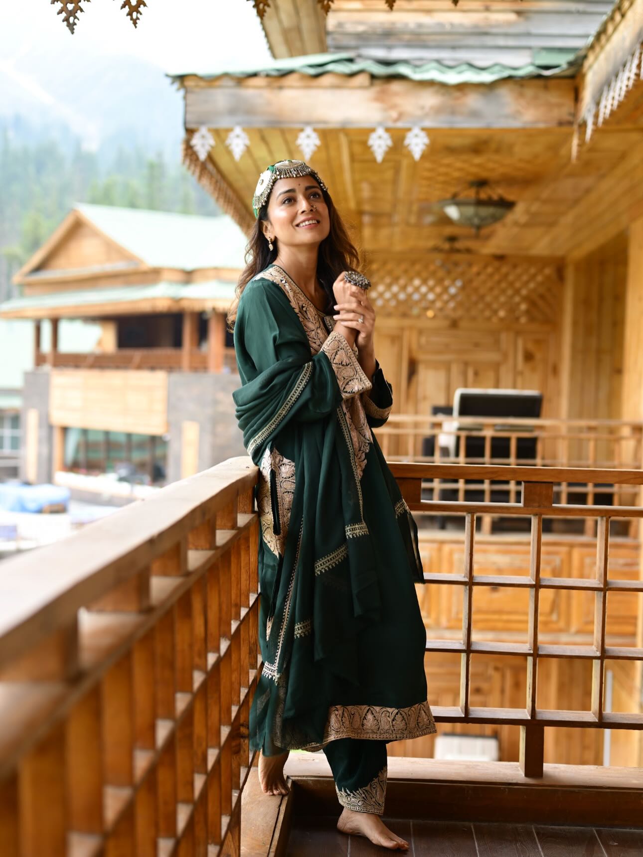 Shriya Saran Channels Kashmiri Royalty in Stunning Pheran Look