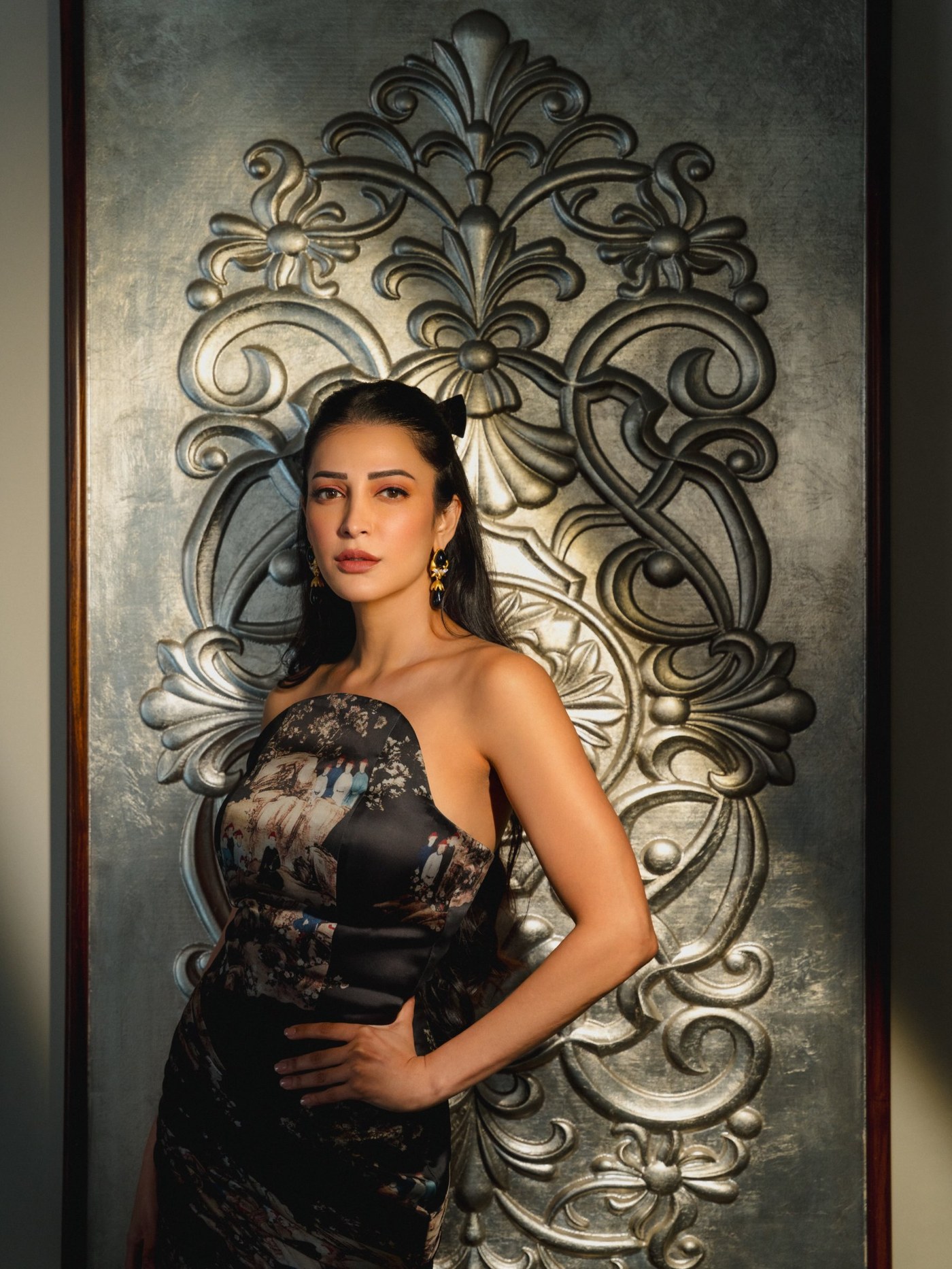 Shruti Haasan’s Dark Satin Glamour: A Masterclass in Cinematic Style