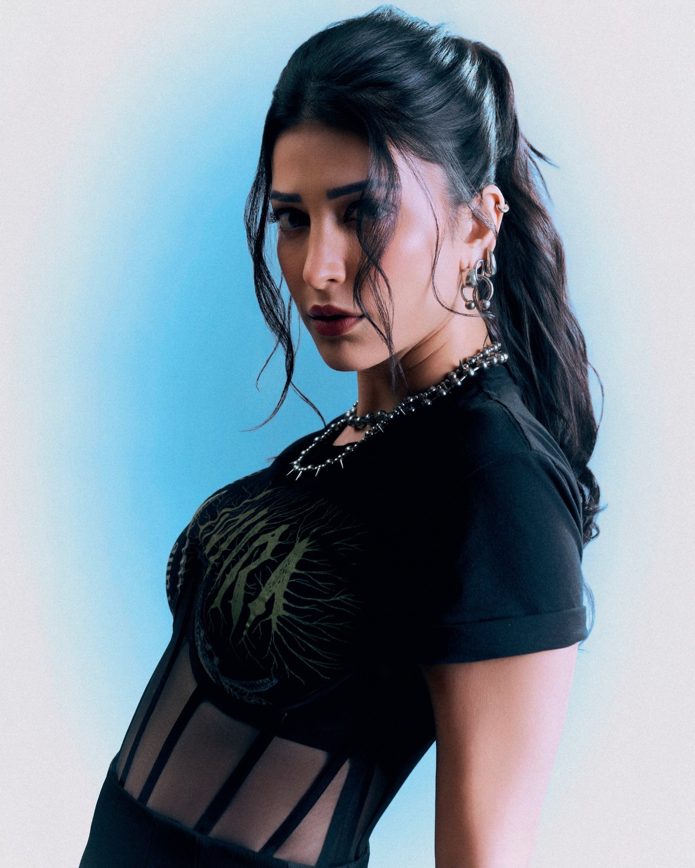 Shruti Haasan's Rock-Chic Black Look Hits Electric Blue!