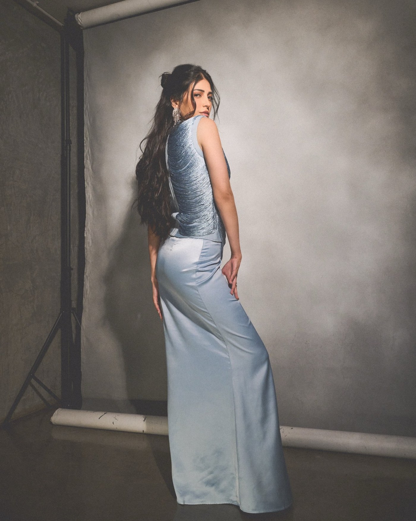 Shruti Haasan's Ethereal Blue Dream: A Masterclass in Modern Elegance