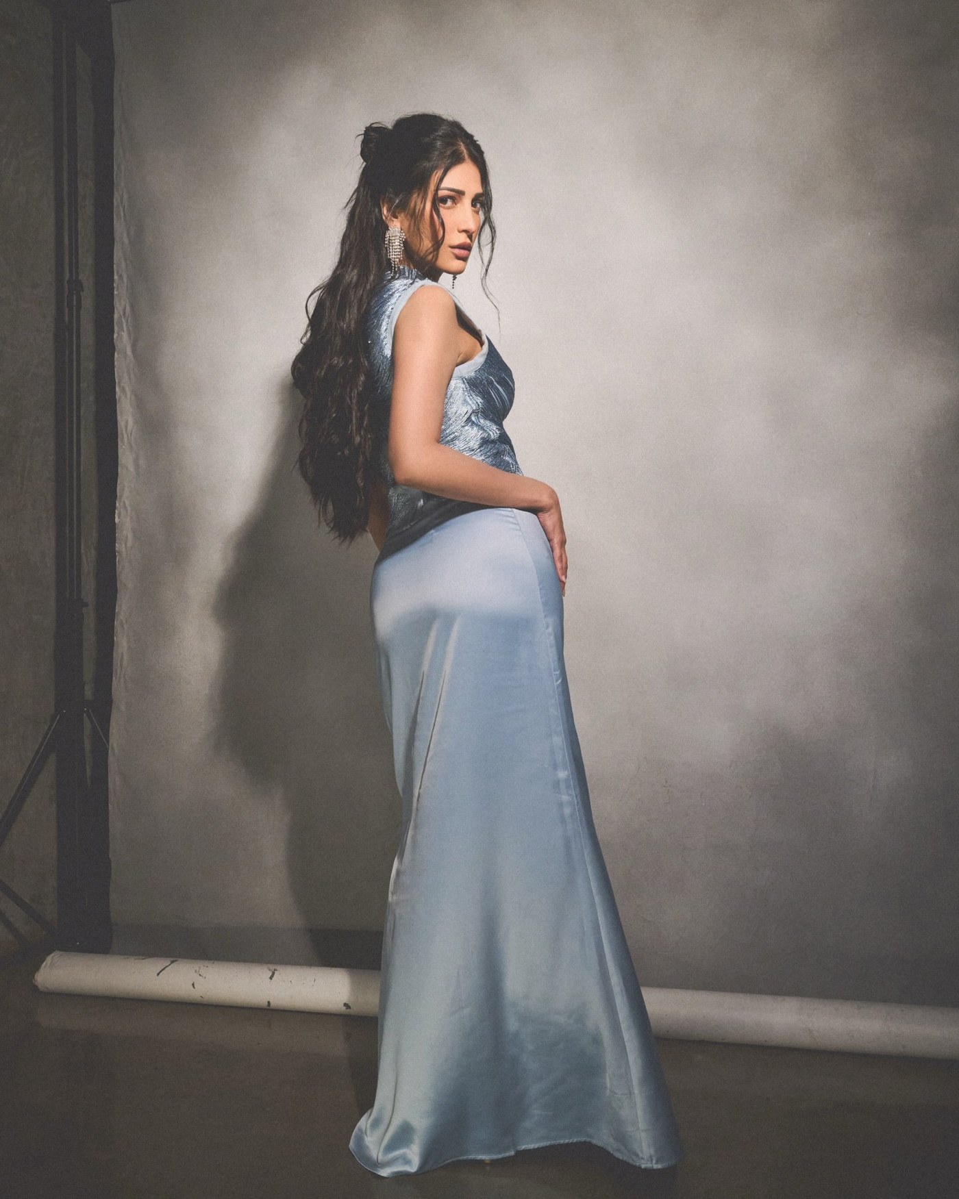 Shruti Haasan's Ethereal Blue Dream: A Masterclass in Modern Elegance