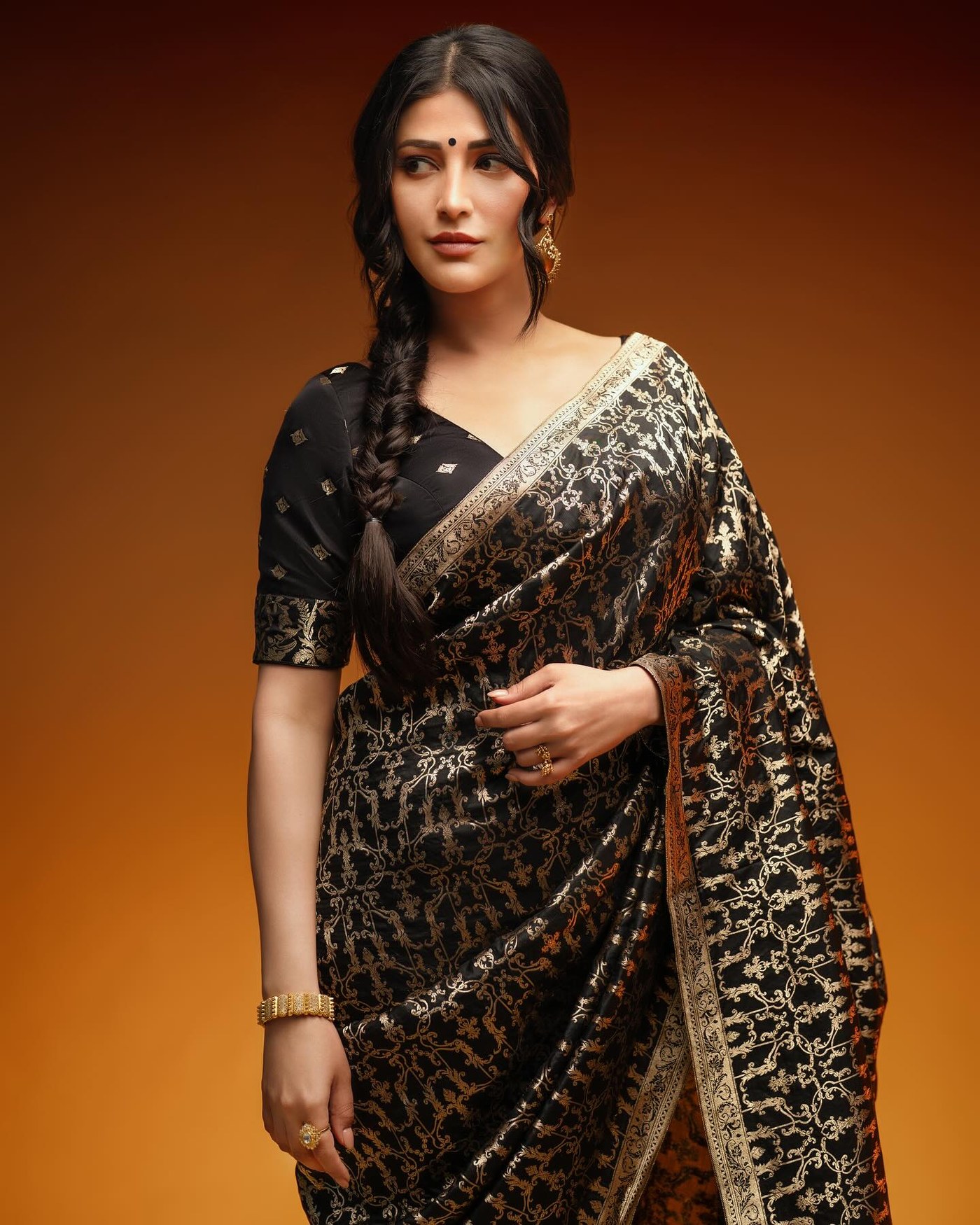 Shruti Haasan's Gothic Statement Look Steals the Spotlight