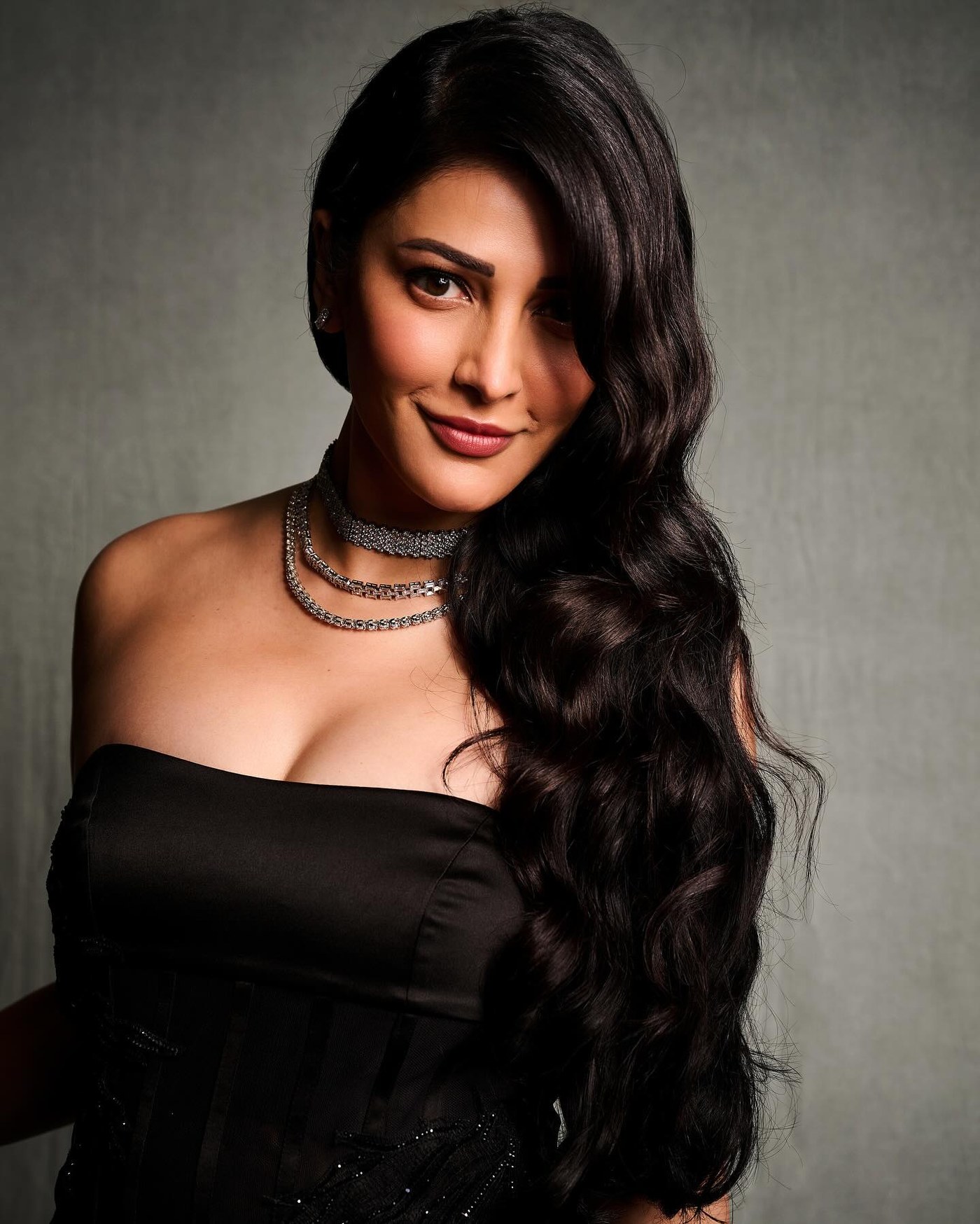 Shruti Haasan's Gothic Statement Look Steals the Spotlight