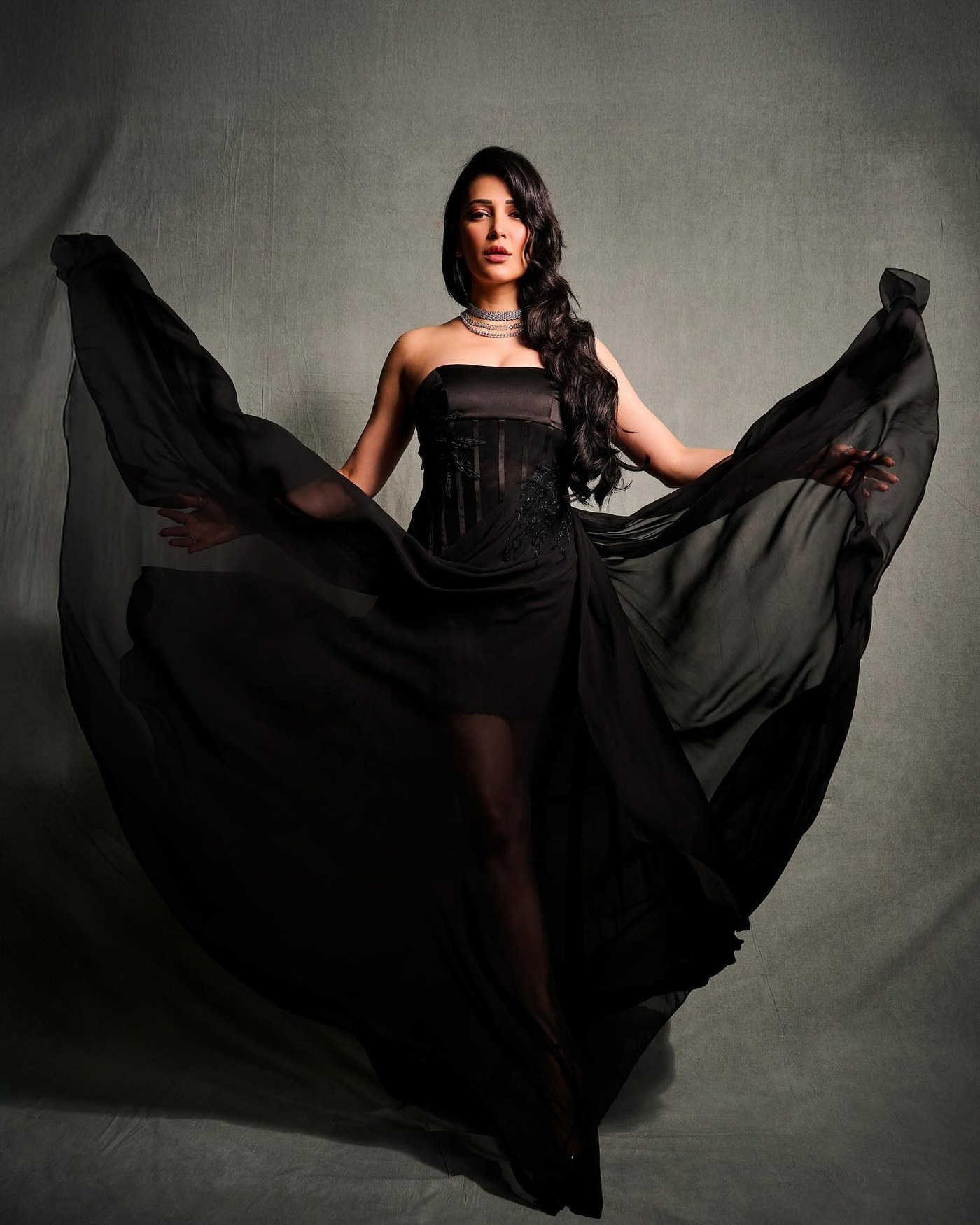 Shruti Haasan's Gothic Statement Look Steals the Spotlight