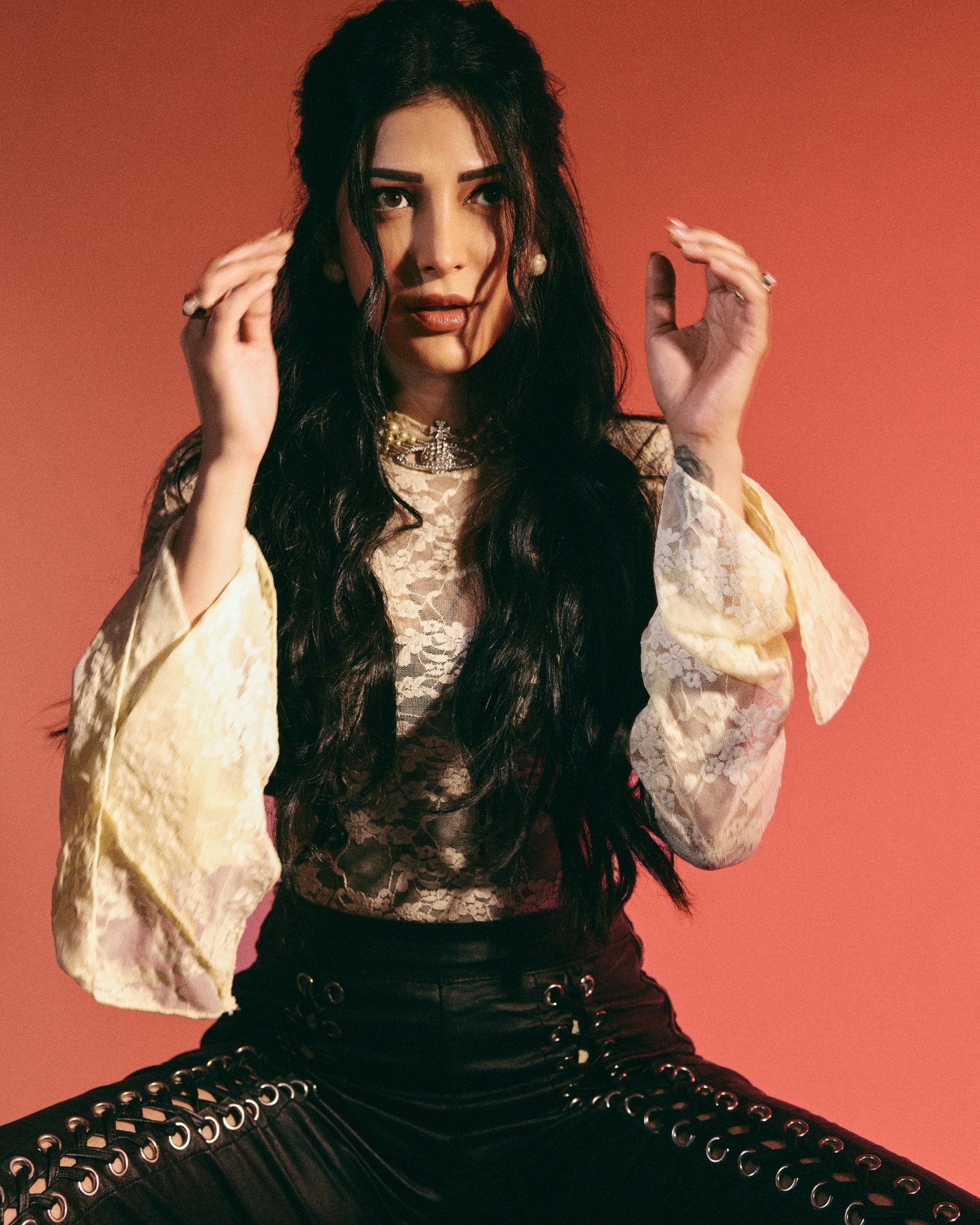 Shruti Haasan Rocks the Rock ’n’ Roll Vibe in a Lace-Leather Masterpiece
