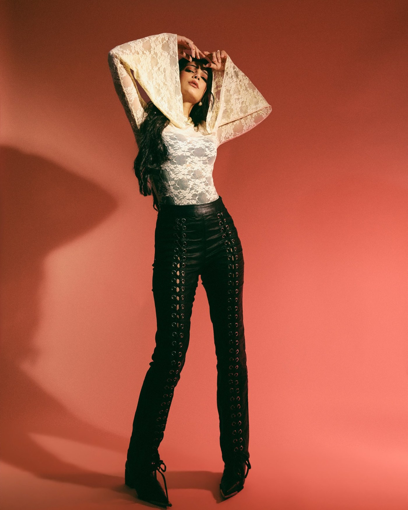 Shruti Haasan Rocks the Rock ’n’ Roll Vibe in a Lace-Leather Masterpiece