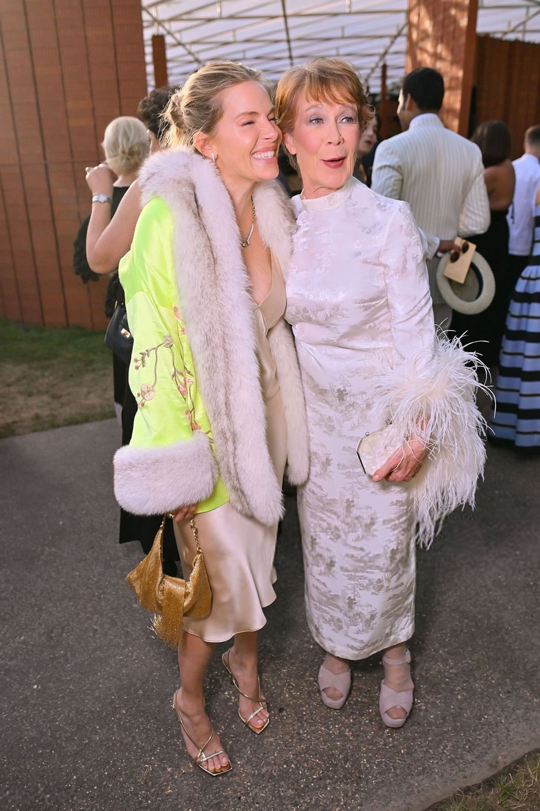 Sienna Miller’s Effortless Chic Glow at The Serpentine Summer Party 2026