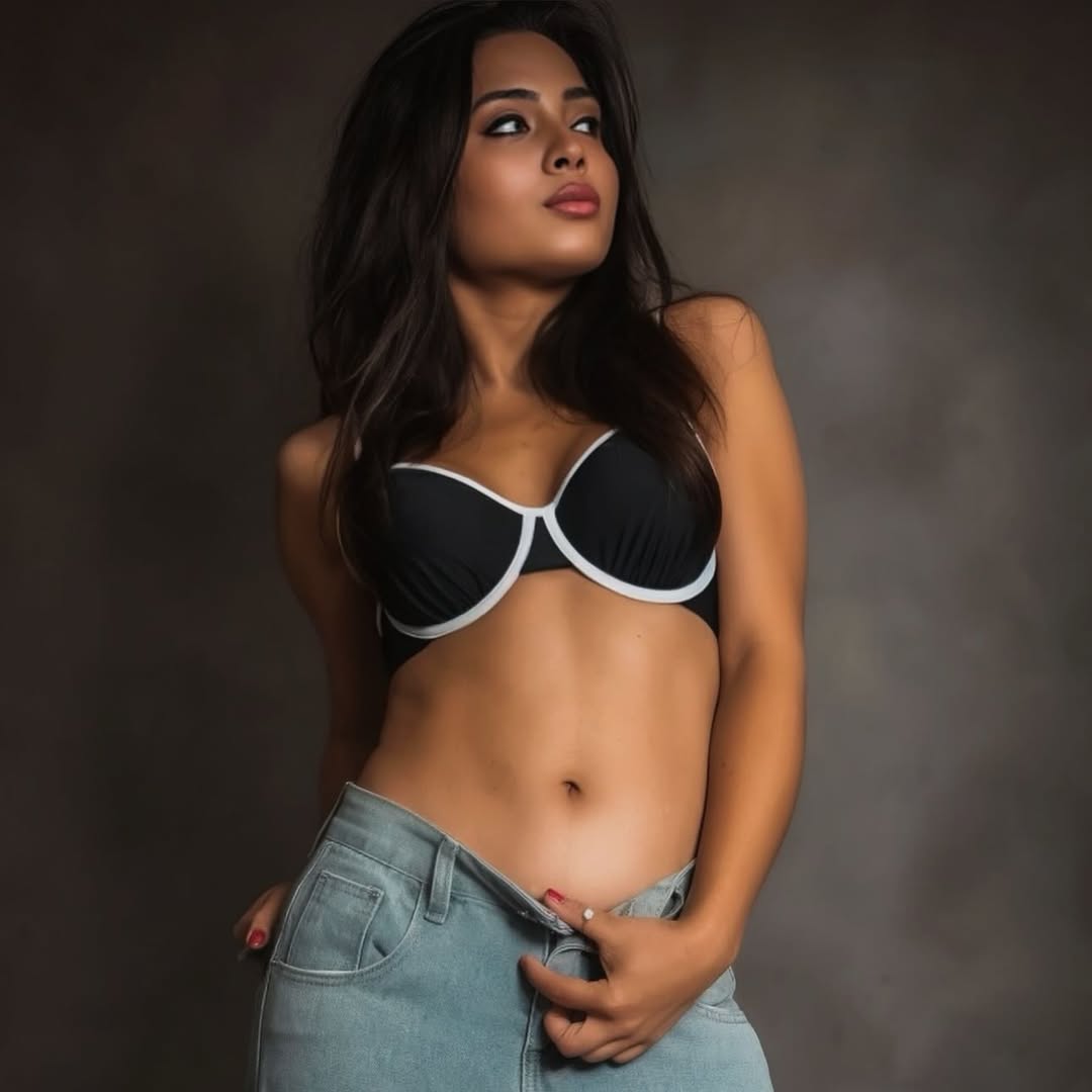 Simi Nair: A Symphony of Glamour and Style