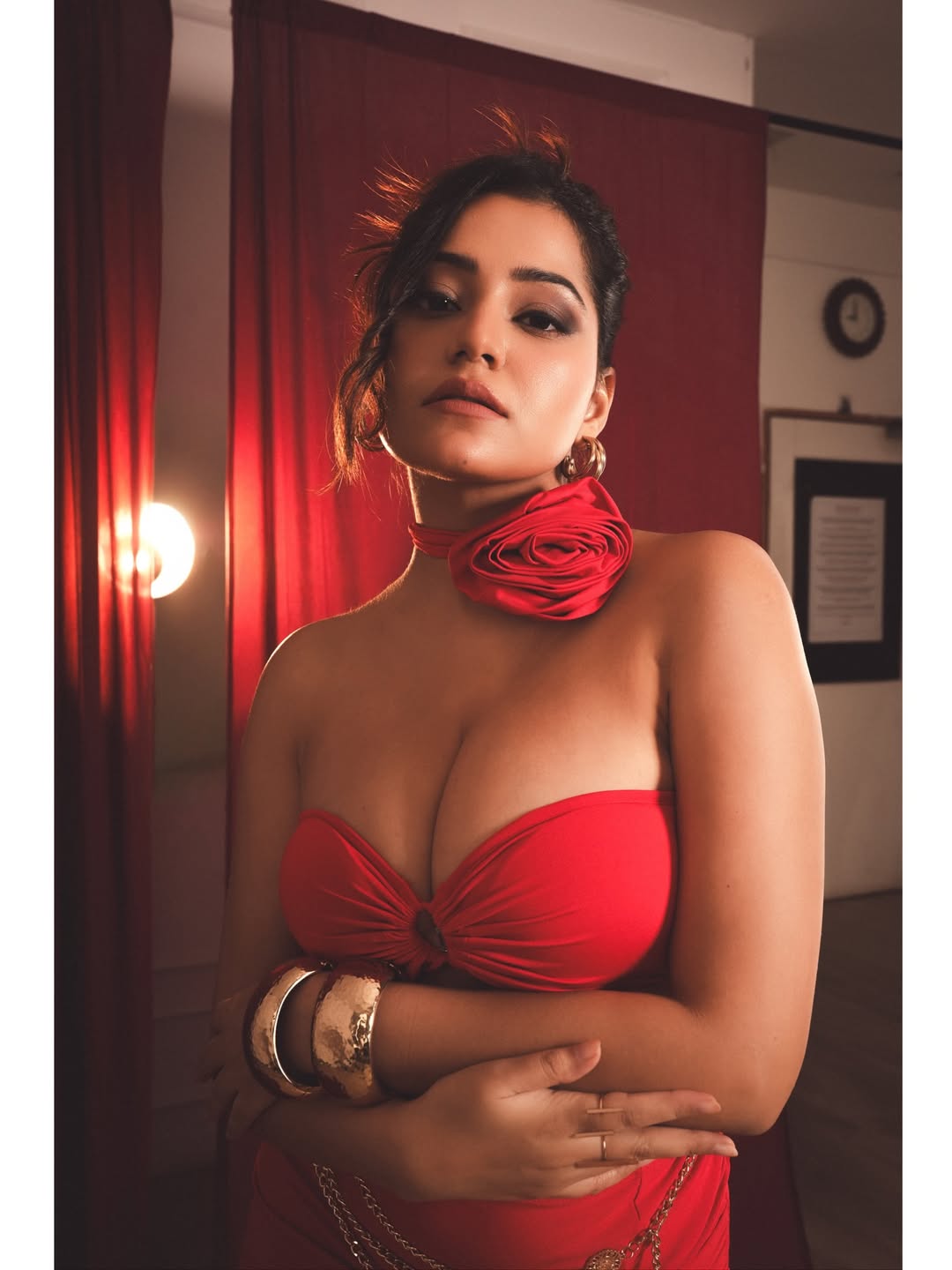 Simran Kaur's Viral Red Look Setting Fashion Trends