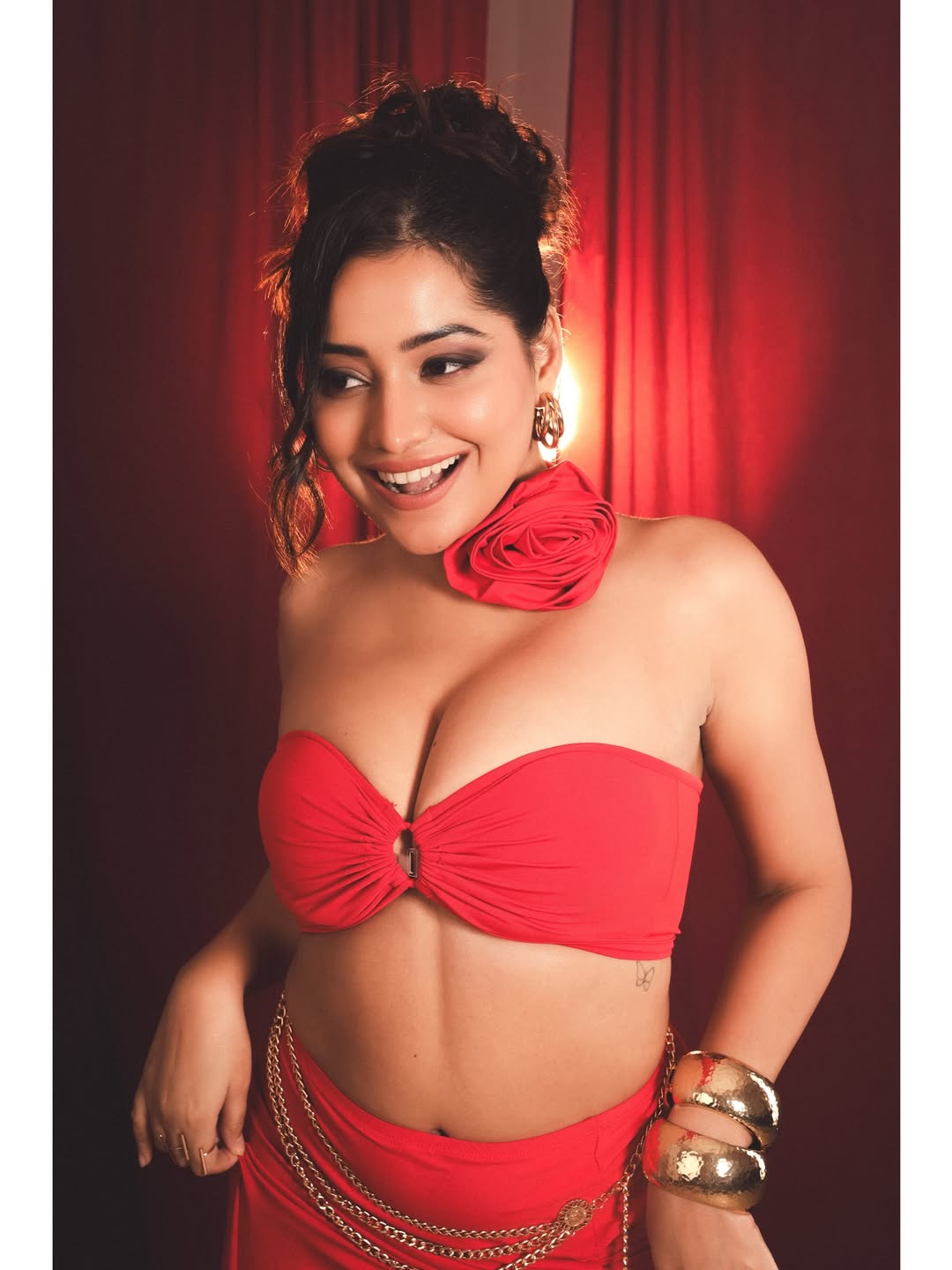 Simran Kaur's Viral Red Look Setting Fashion Trends