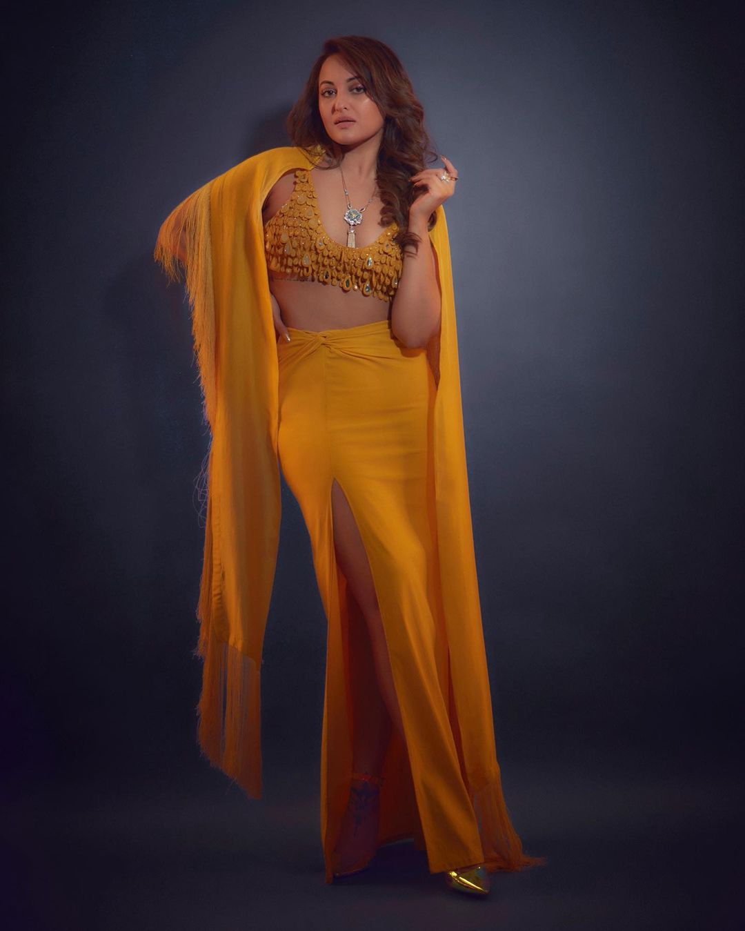 Sonakshi Sinha Stunning New Photoshoot Collection