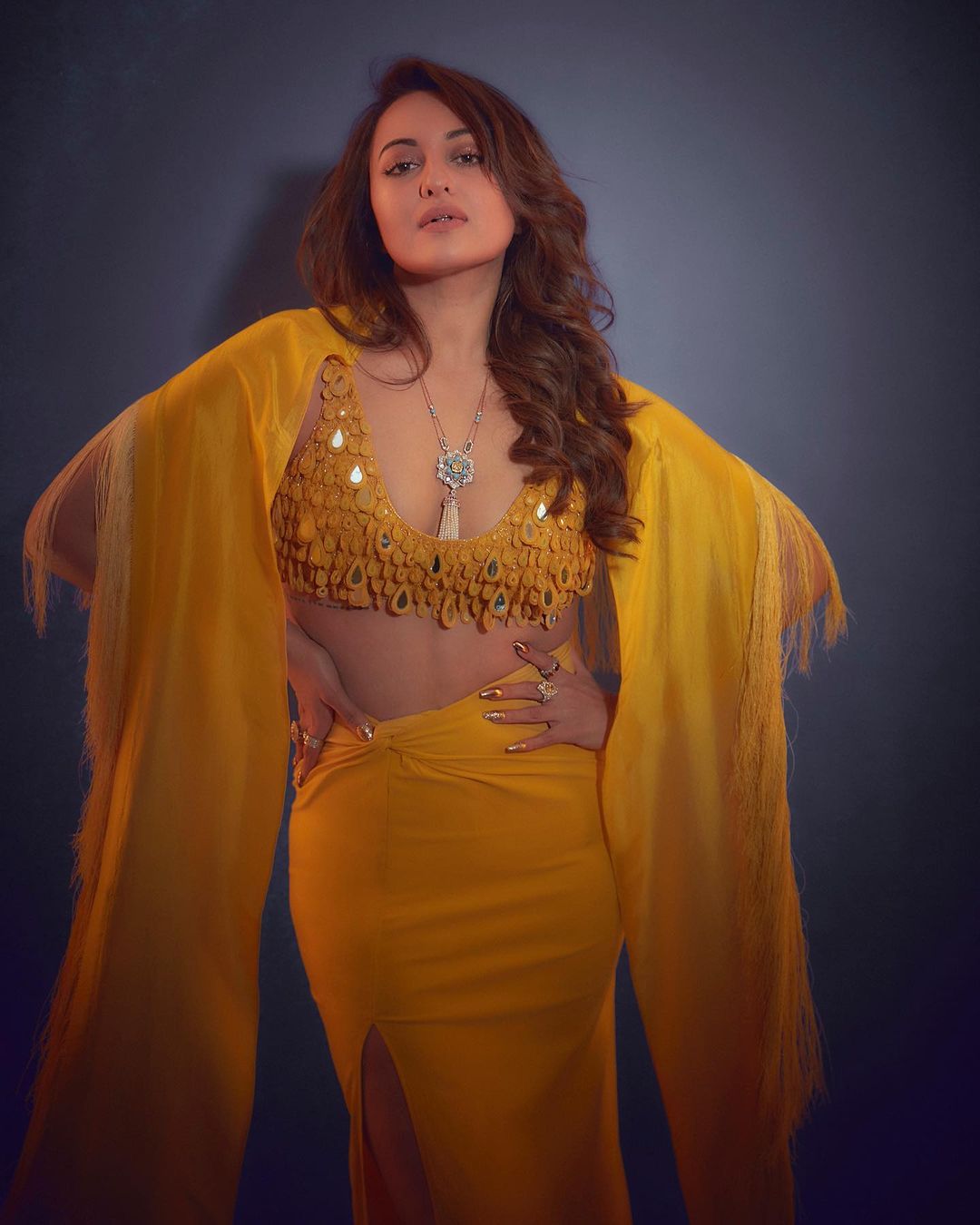 Sonakshi Sinha Stunning New Photoshoot Collection