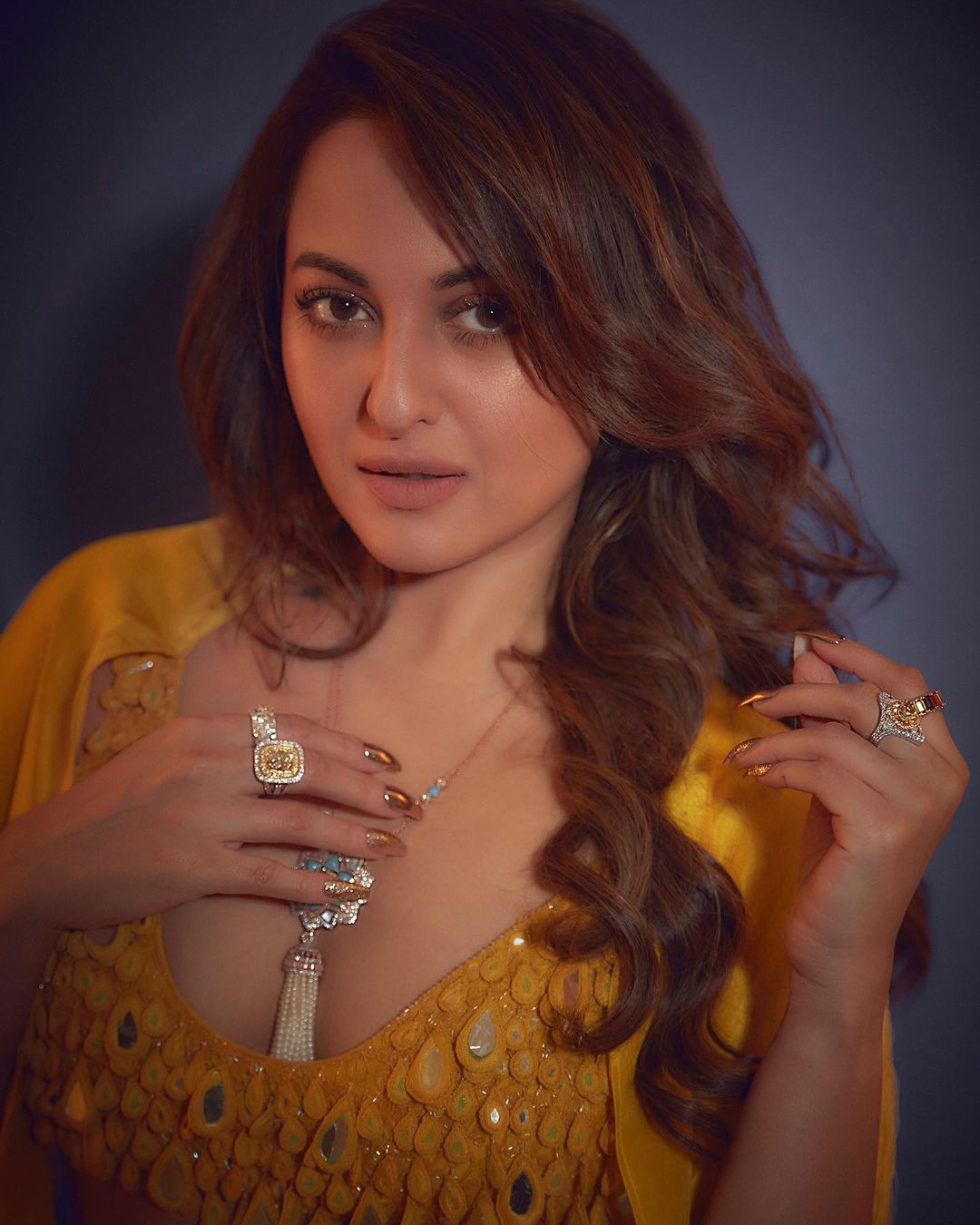 Sonakshi Sinha Stunning New Photoshoot Collection