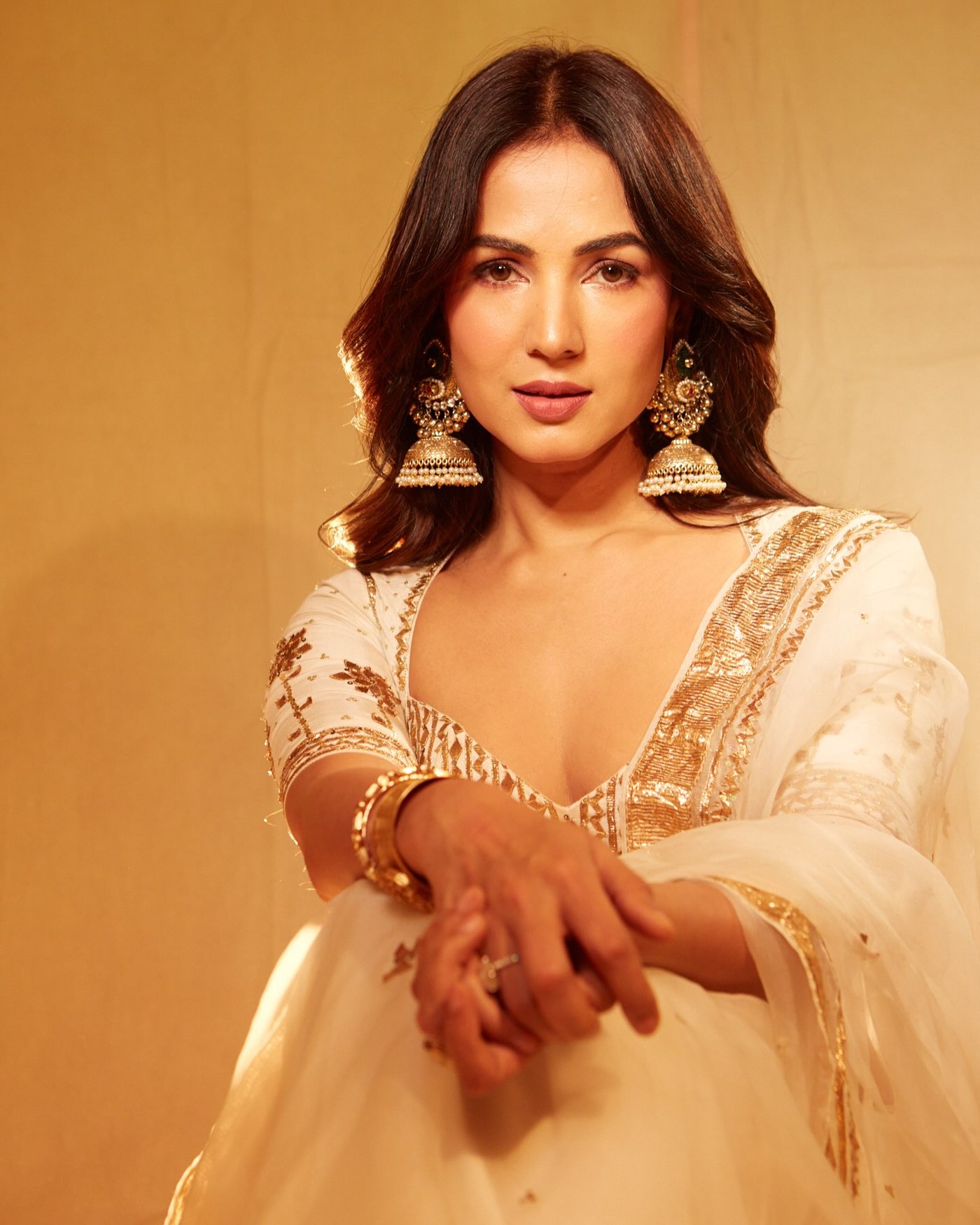 Sonal Chauhan Radiates Grace in Cream and Gold Indian Couture