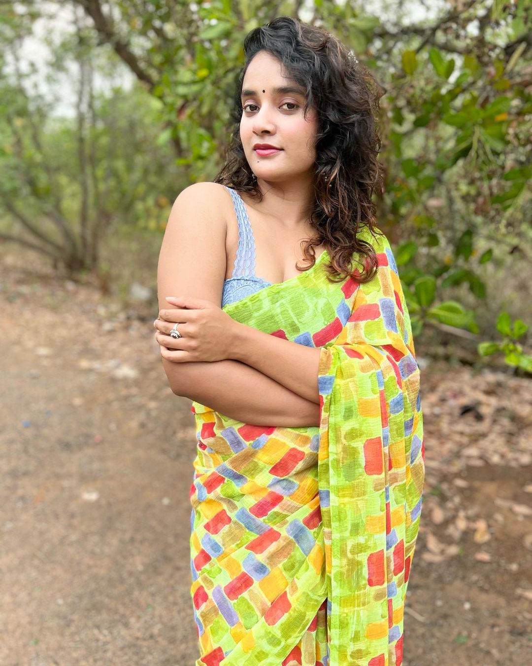 Soumya Shetty Saree Glamour Pictures Traditional Elegance
