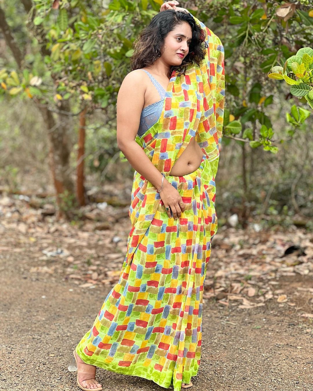 Soumya Shetty Saree Glamour Pictures Traditional Elegance