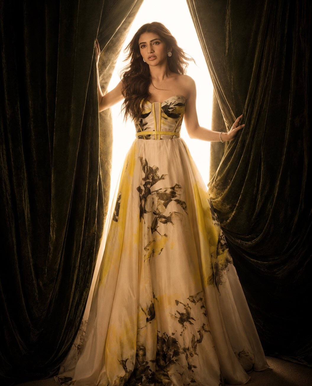 Sreeleela's Dramatic Glamour: A Royal Portrait