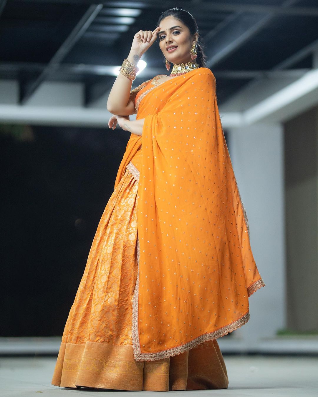 Sreemukhi Latest Saree Photos Stunning Traditional Elegance