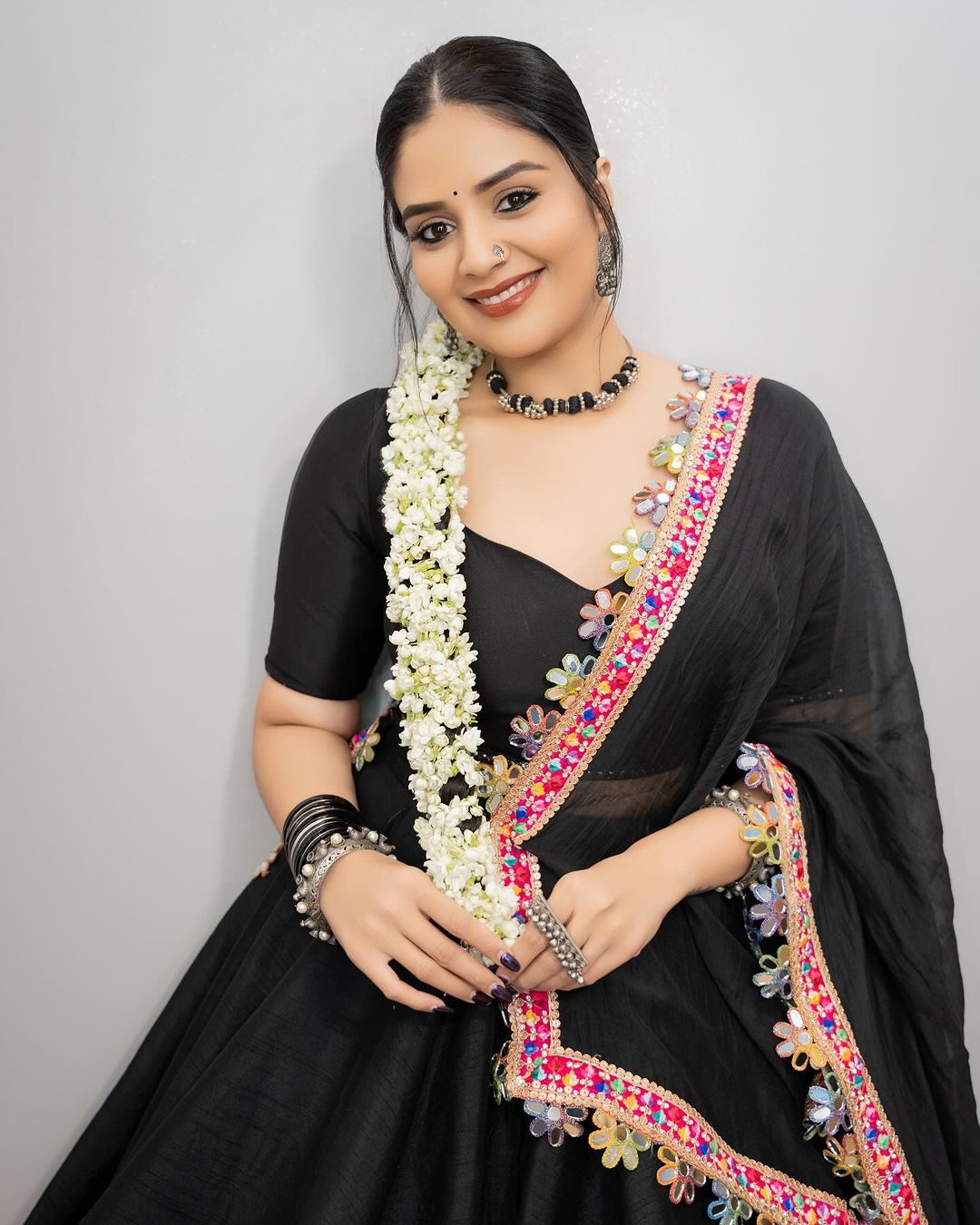 Sreemukhi Stunning Black Dress Photos Ultimate Glamour Collection