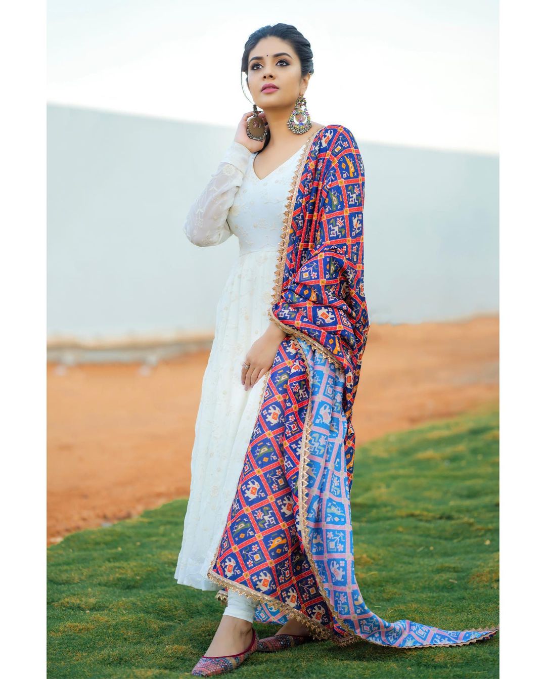 Sreemukhi Stunning Latest Photos Fashion Gallery