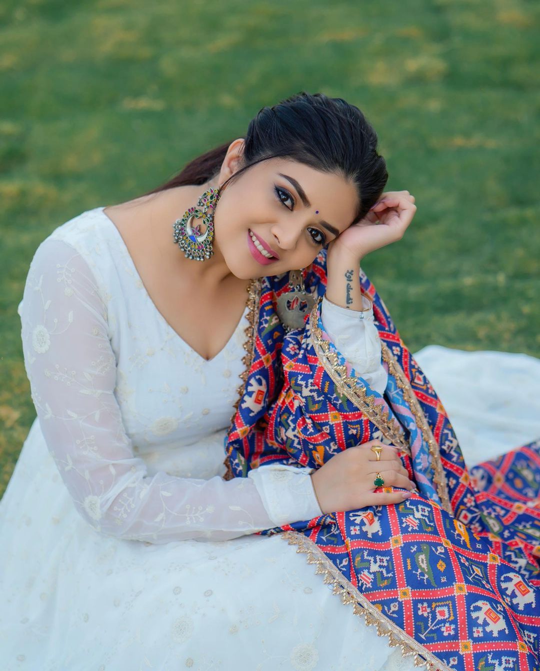 Sreemukhi Stunning Latest Photos Fashion Gallery