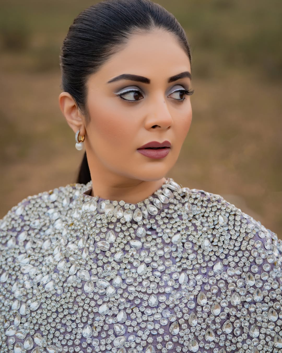 Sreemukhi Steals Showstopper Vibes in Stunning Festive Looks!